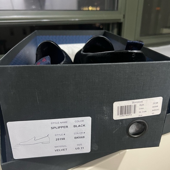 Black Velvet Slippers for tuxedo, size 11 - Picture 4 of 6